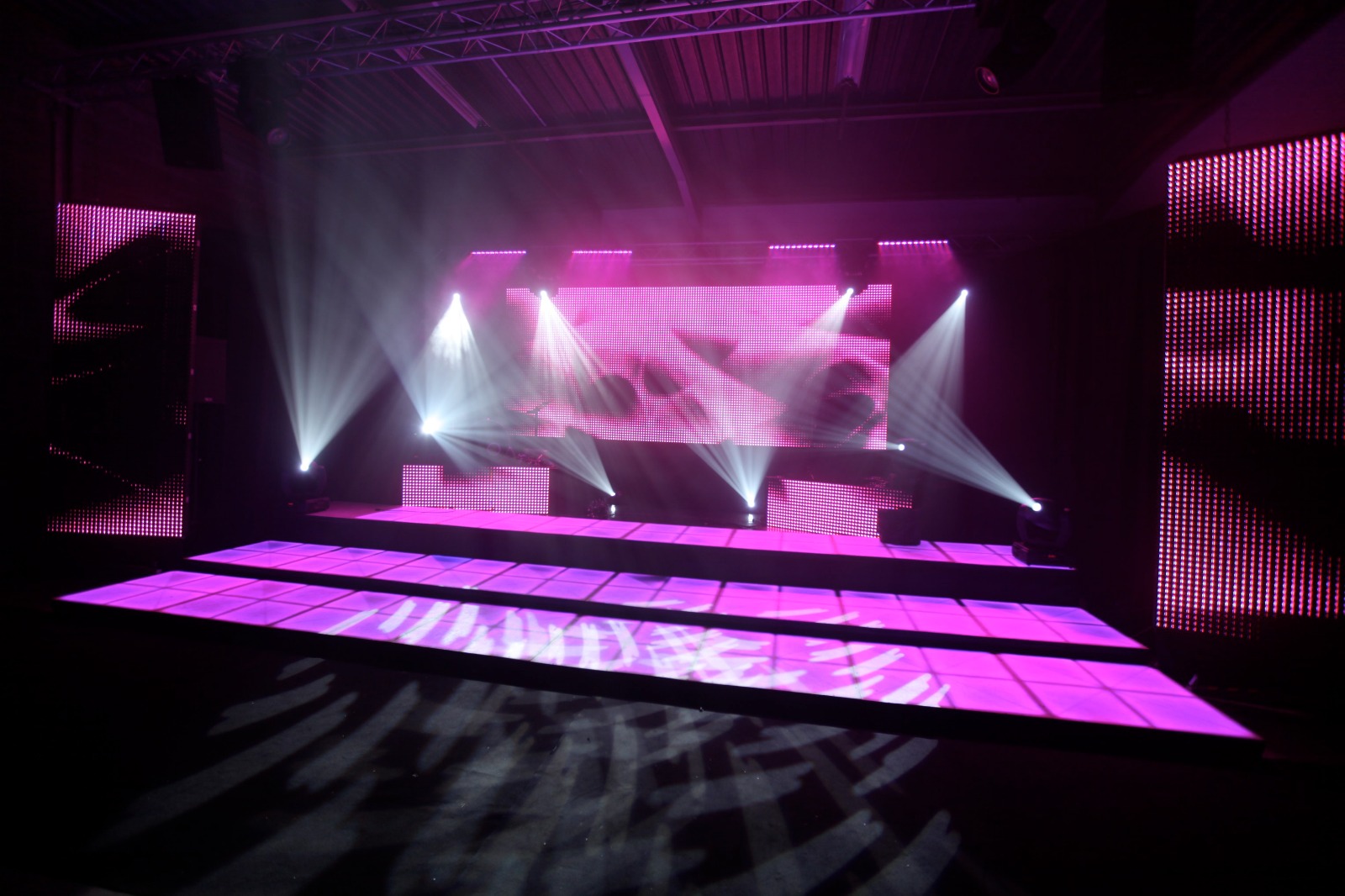Piste de danse illuminée pour un mariage à Paris